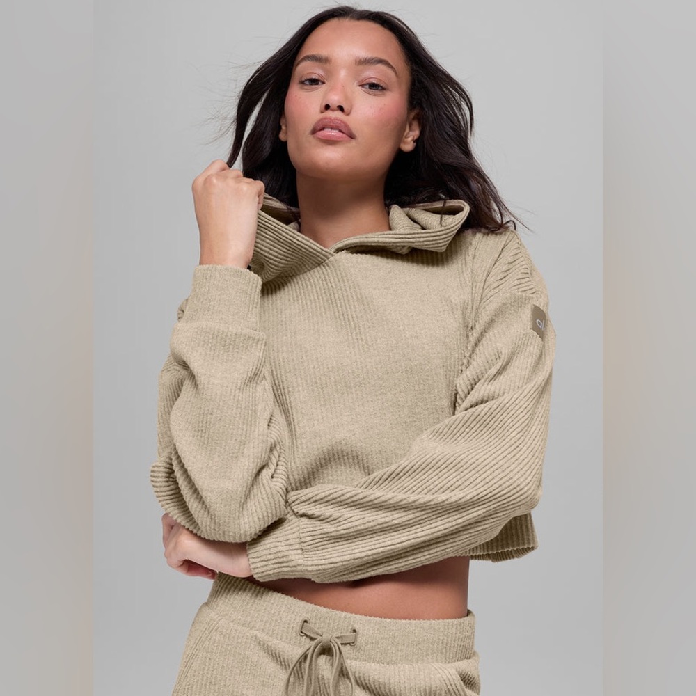 Alo yoga Muse Hoodie Medium Beige Hooded Sweater